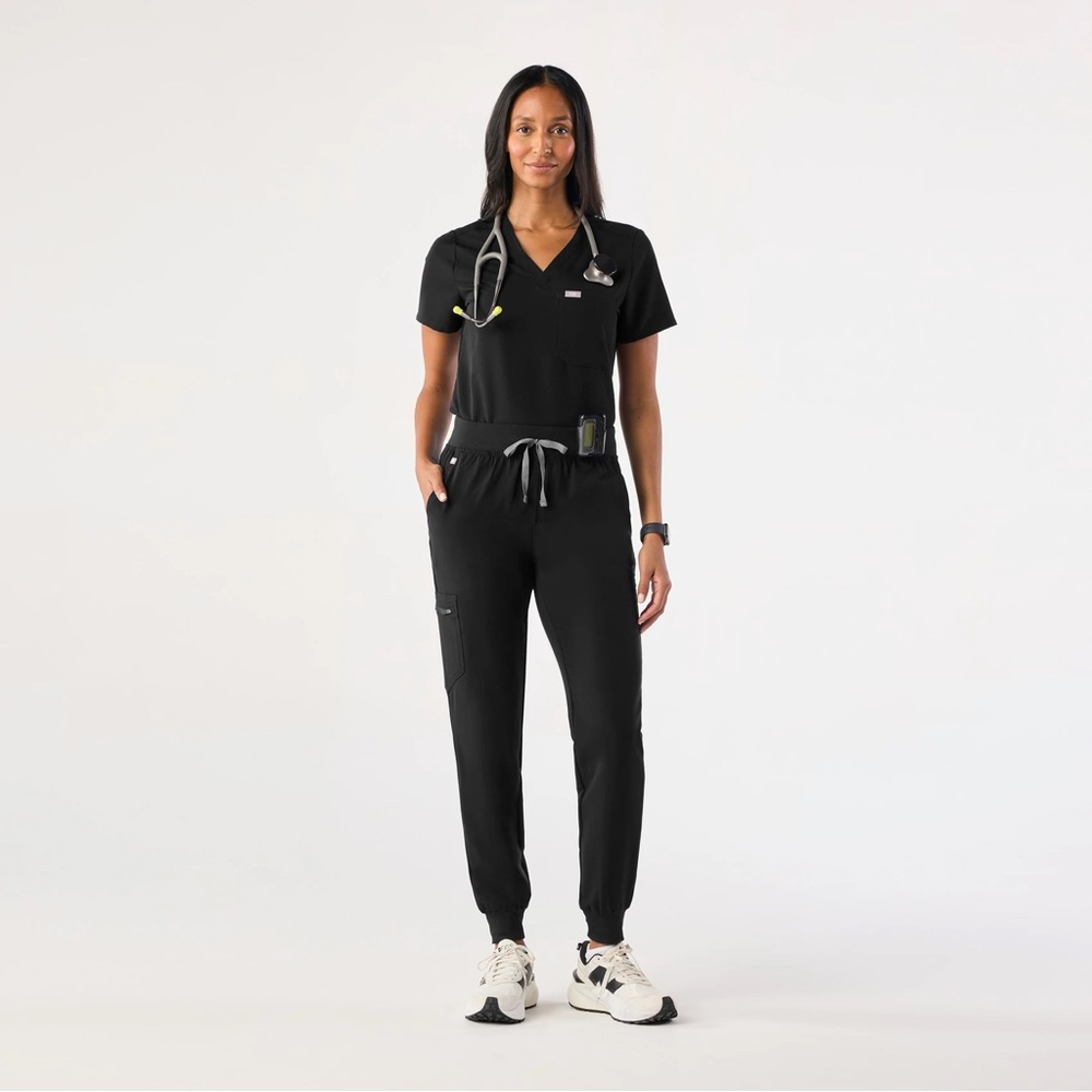 Figs Zamora Jogger Scrub Pants Black Size M/T - Picture 2 of 4